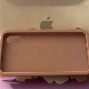 Coach Accessories - Coach Tea Rose IPhone X/XS case Coach Accessories - Coach Tea Rose IPhone X/XS case